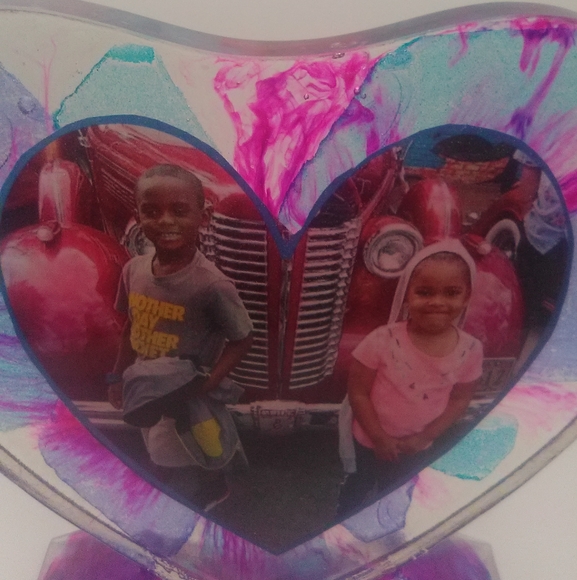 Heart Picture Frame - Picture 2 of 3